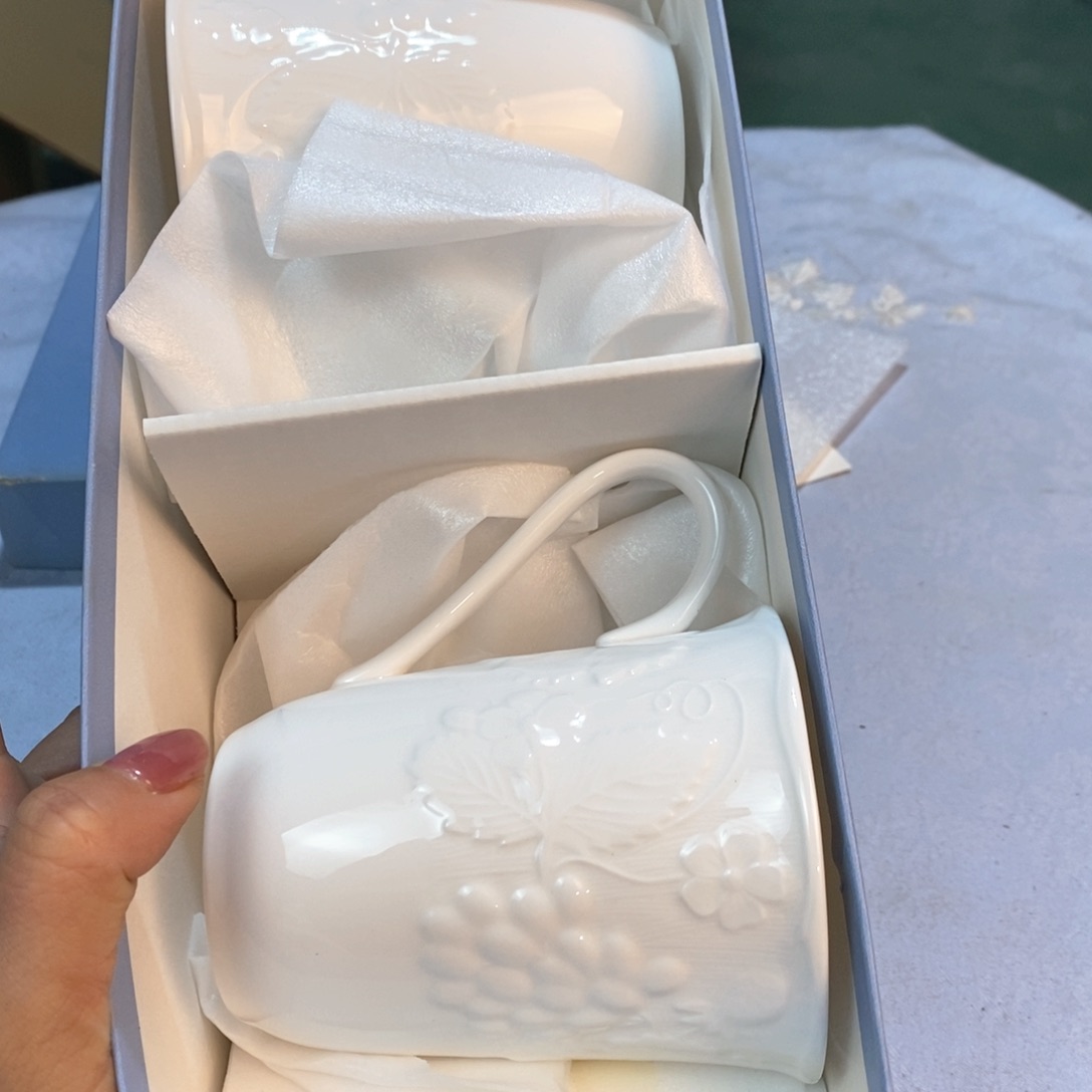 瓷器哈哈哈哈哈哈哈哈哈哈