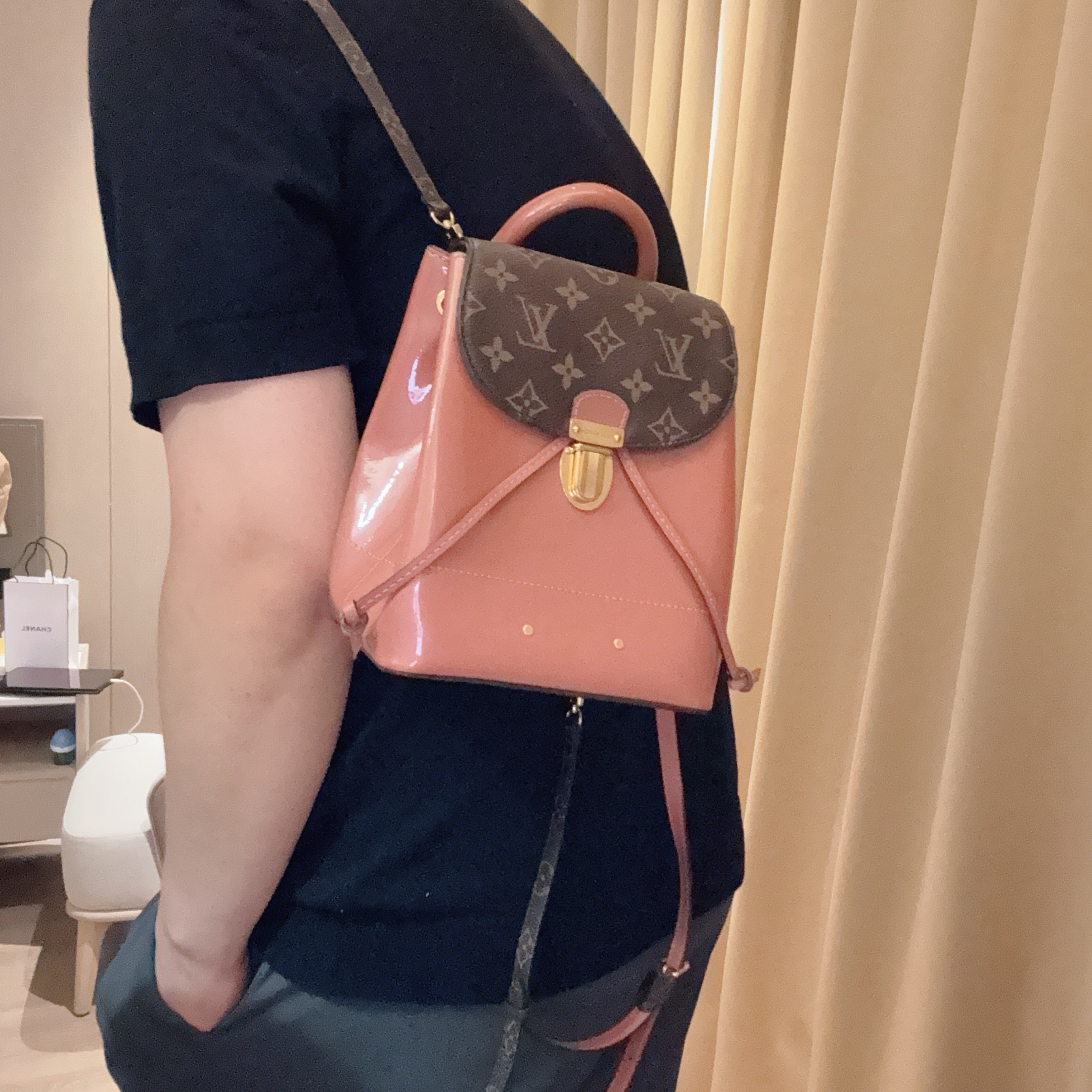 95新 LouisVuitton/路易威登 冰冰中古/LV/漆皮双肩包