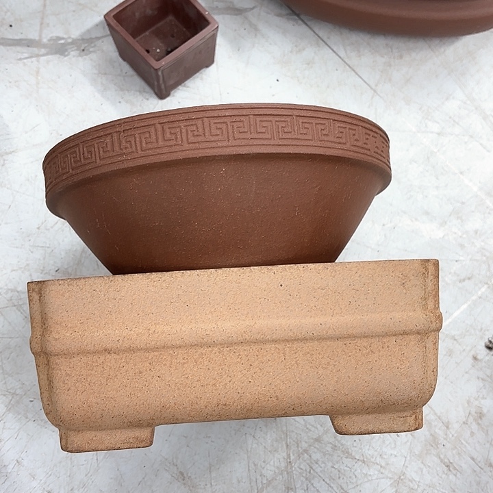 紫砂花盆紫砂的味道很好闻