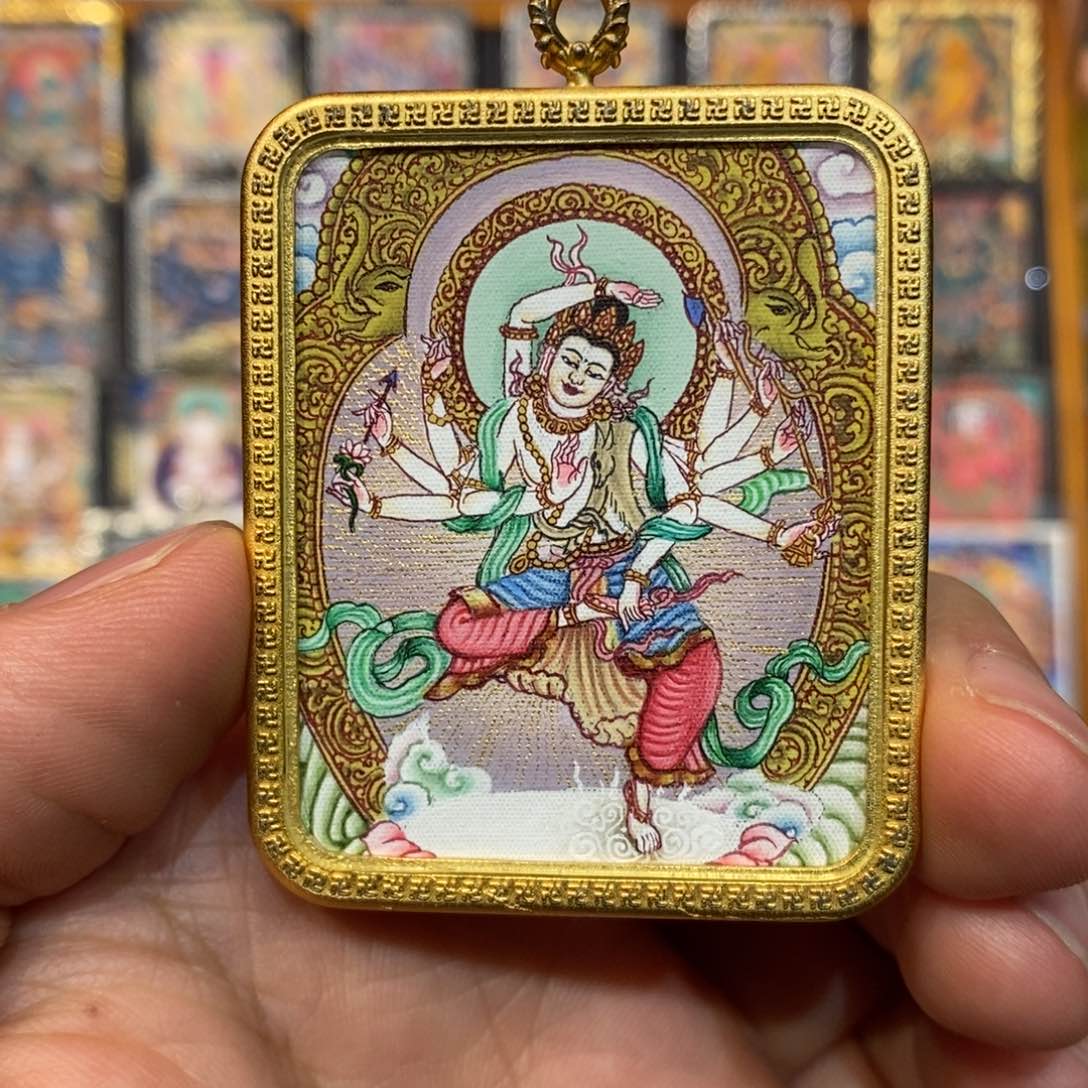 吊坠开播特惠纯手绘十臂观唐卡