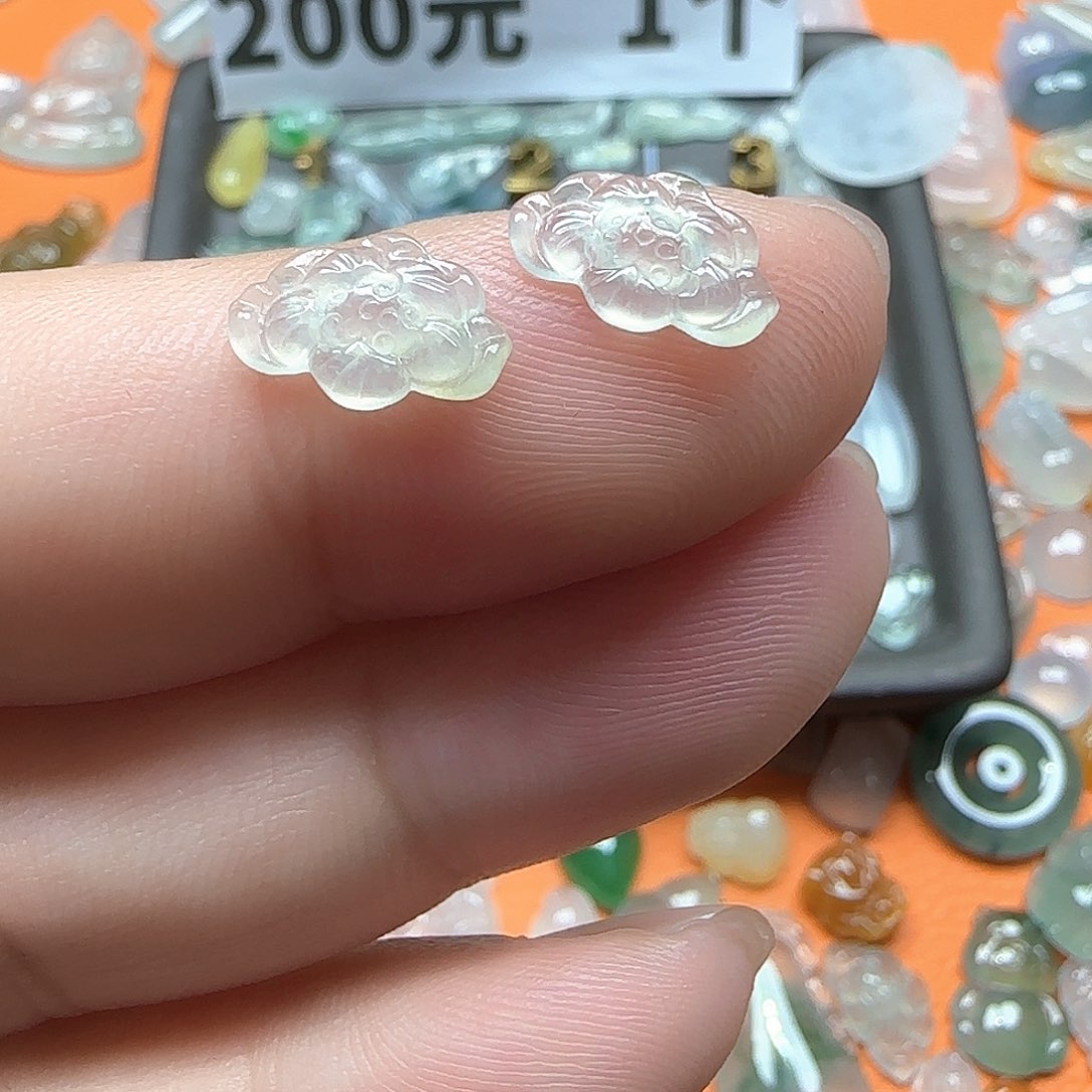 定制翡翠未镶嵌翡翠