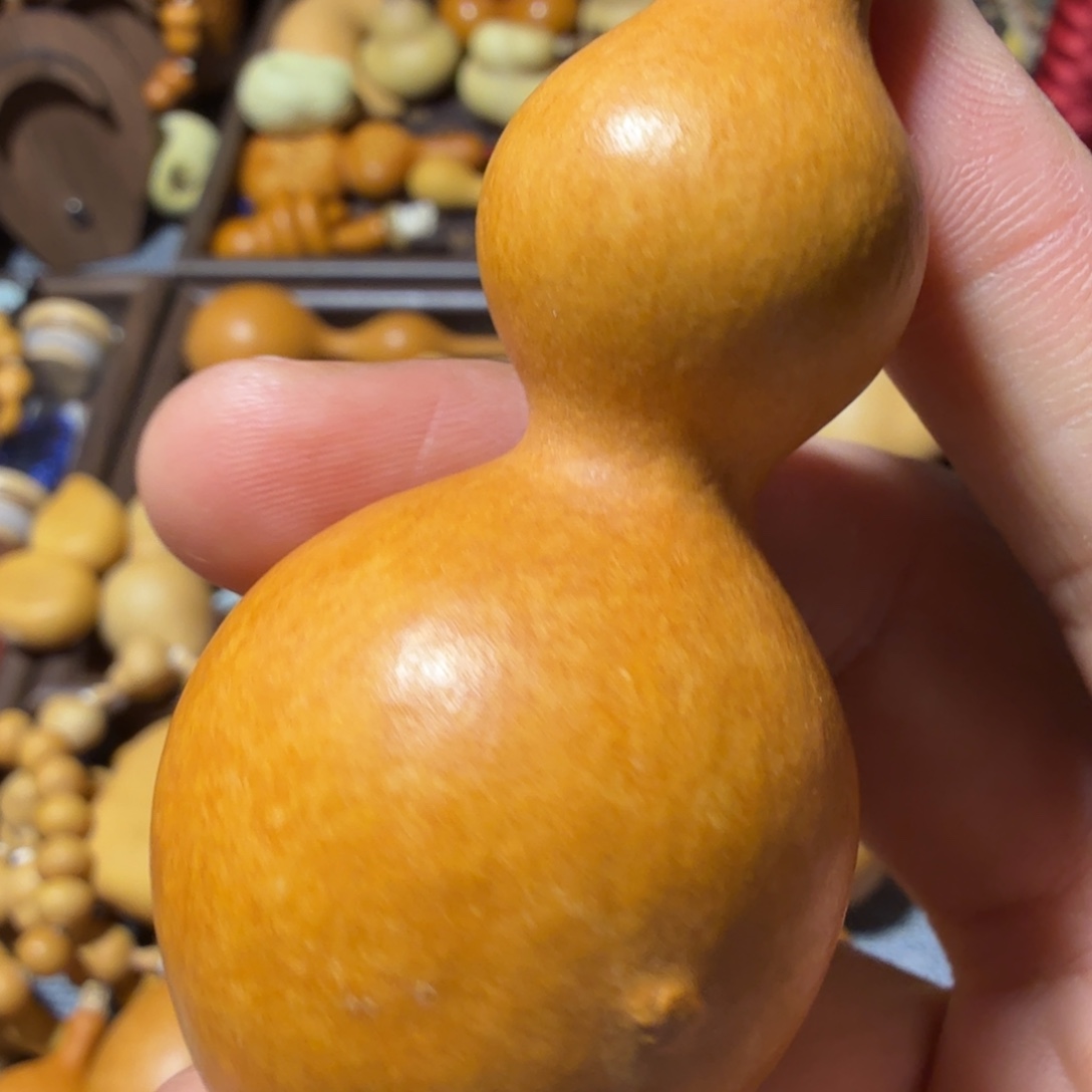 白皮蚂蚁肚。默认微瑕