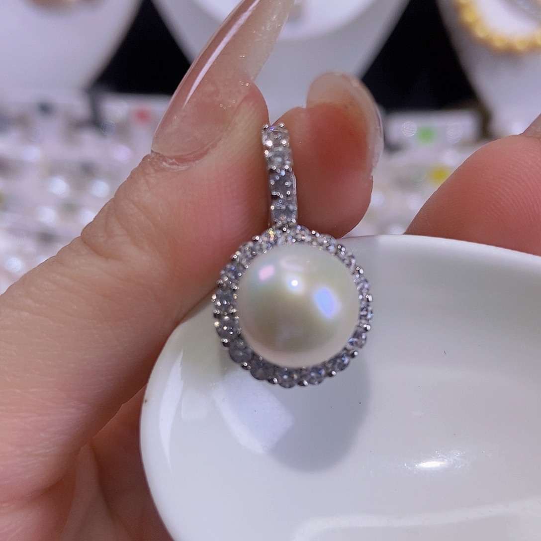 淡水珍珠合金颈饰