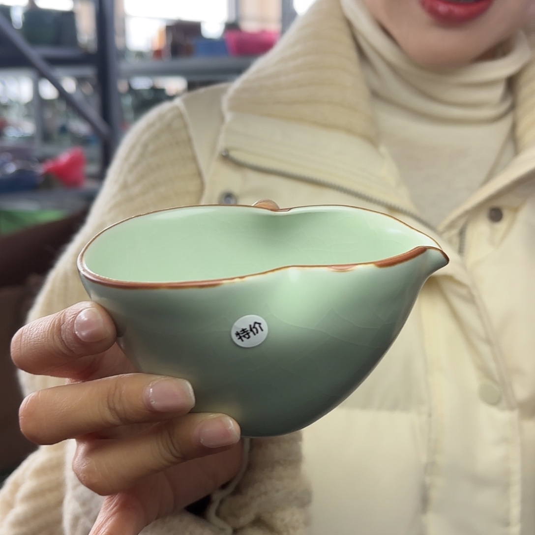 龙泉云间青瓷小米茶器