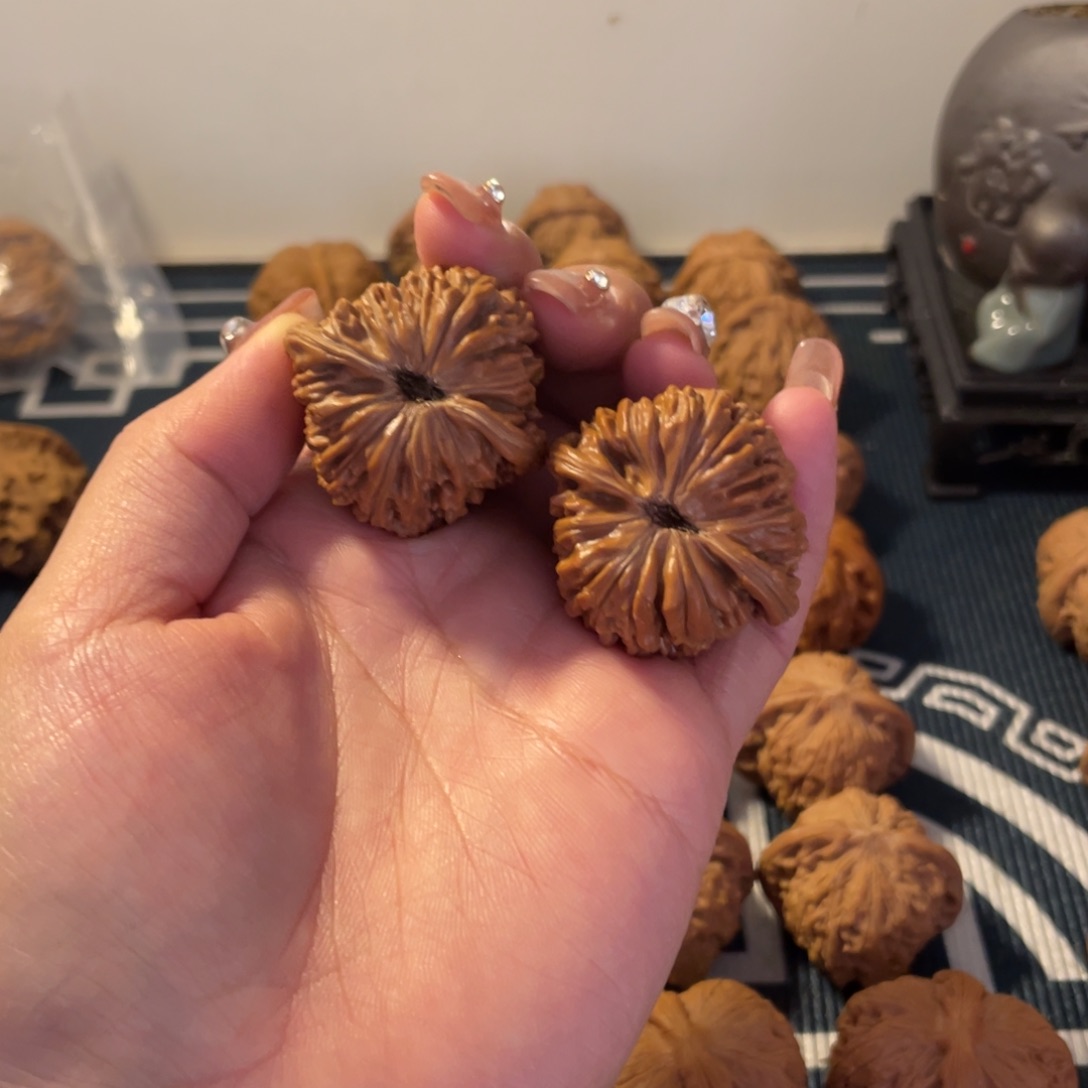 文玩核桃吊坠平谷楼37.5