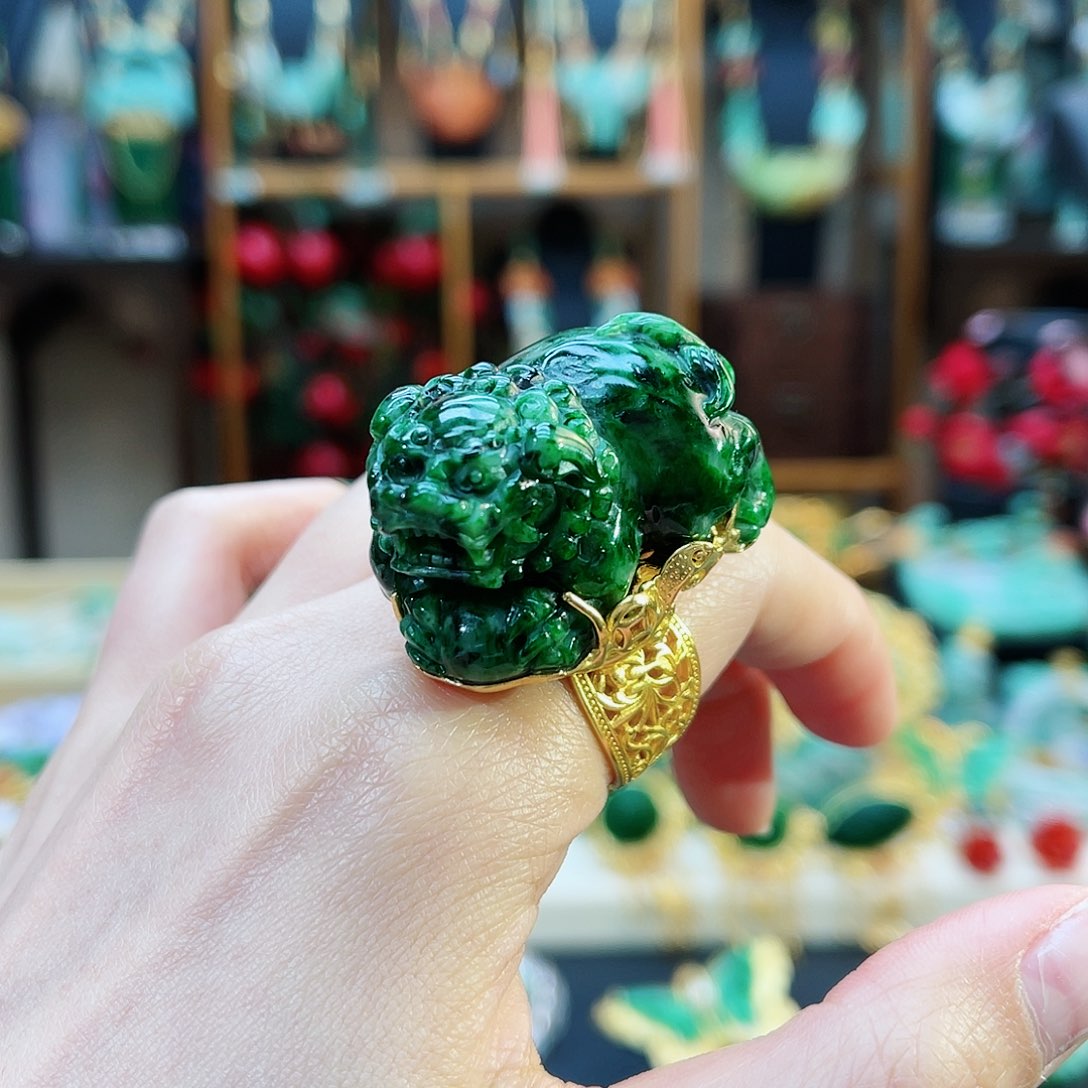 翡翠银S925镶嵌戒指48小时鉴赏期