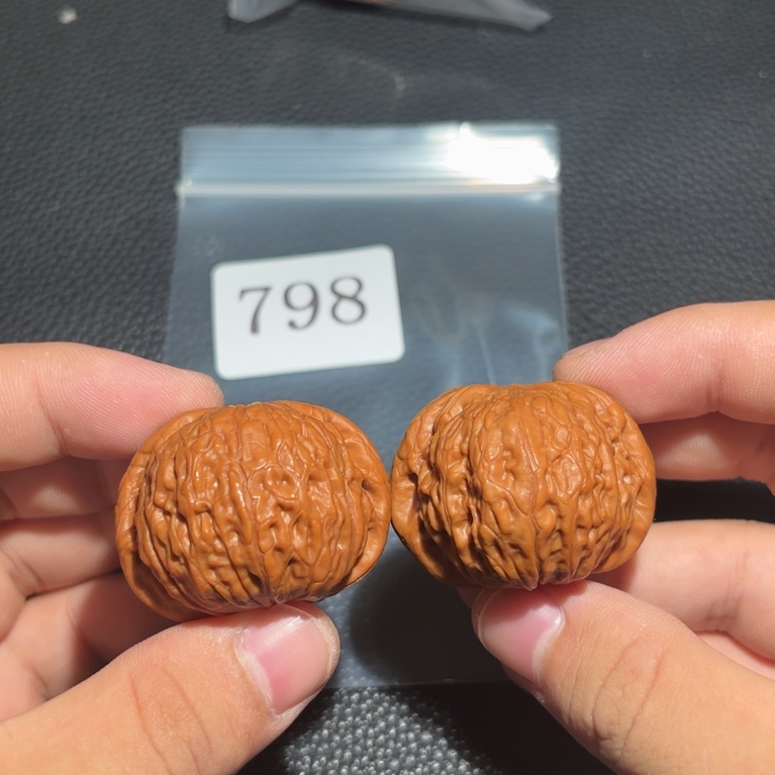 文玩核桃吊坠铁锤798