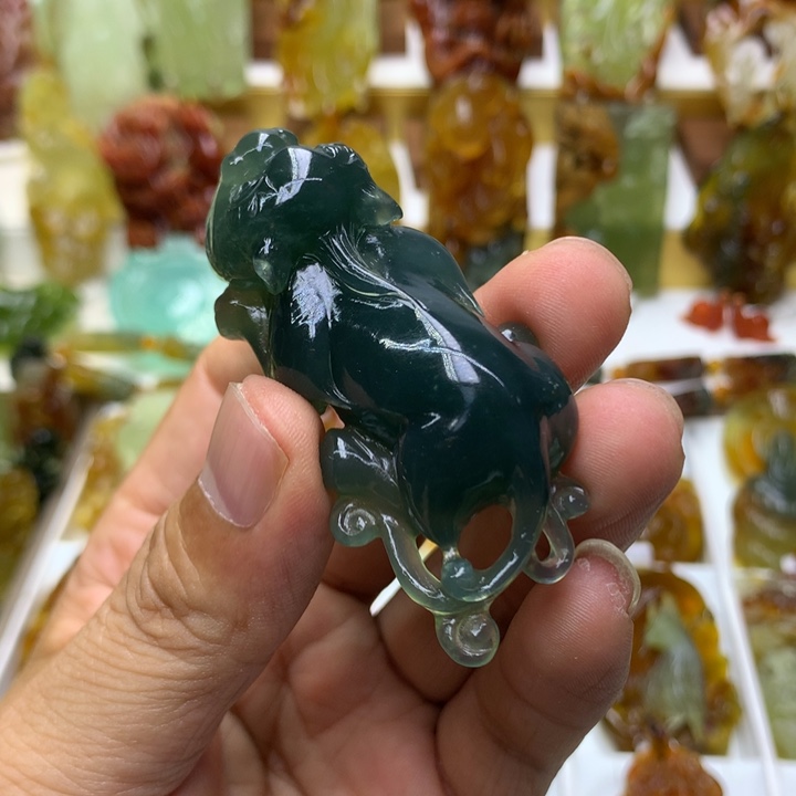 蛇纹石玉未镶嵌珠宝半成品