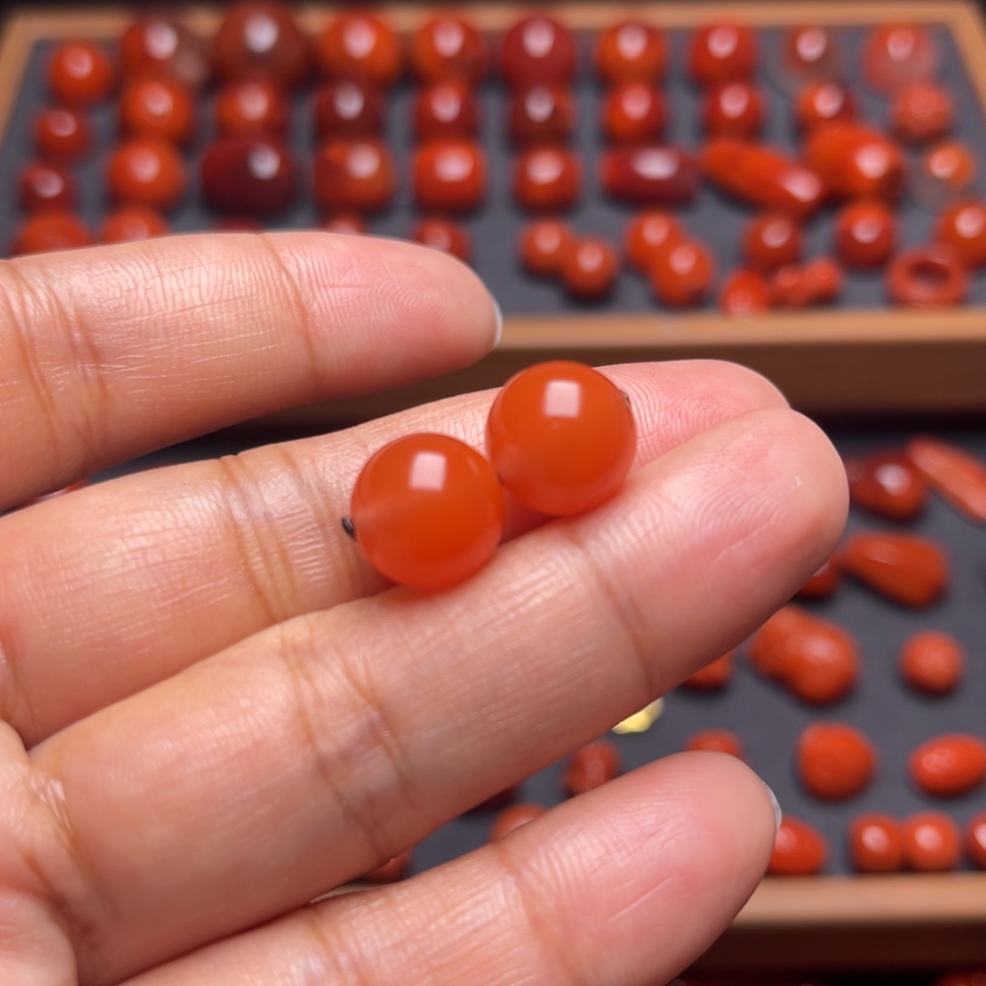 南红玛瑙配饰未镶嵌保山圆珠卡11一对