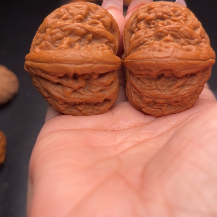 桃核把件43虎头王