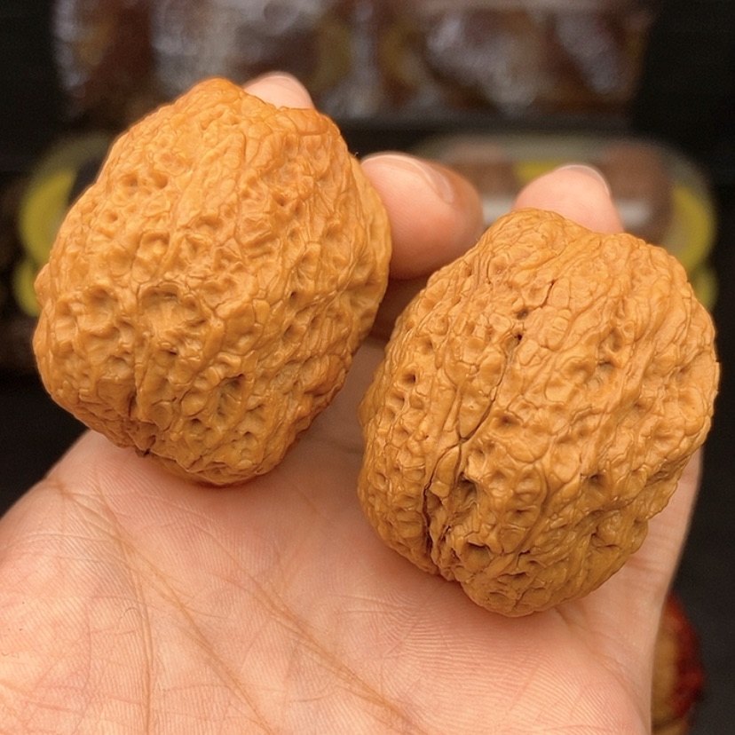【闪购商品】文玩核桃手串45尺磐石