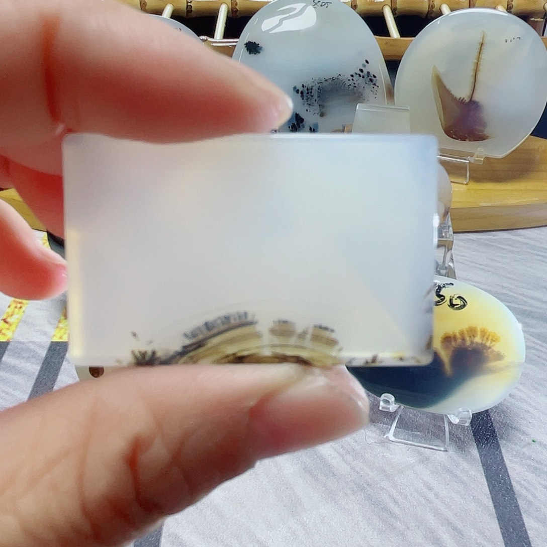 玛瑙/玉髓颈饰合金