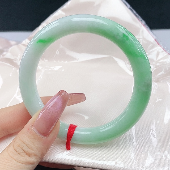 未镶嵌手镯翡翠翡翠654