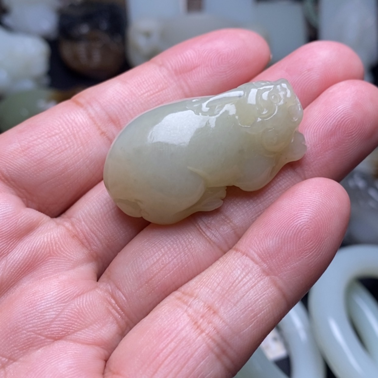 【闪购商品】颈饰未镶嵌和田玉