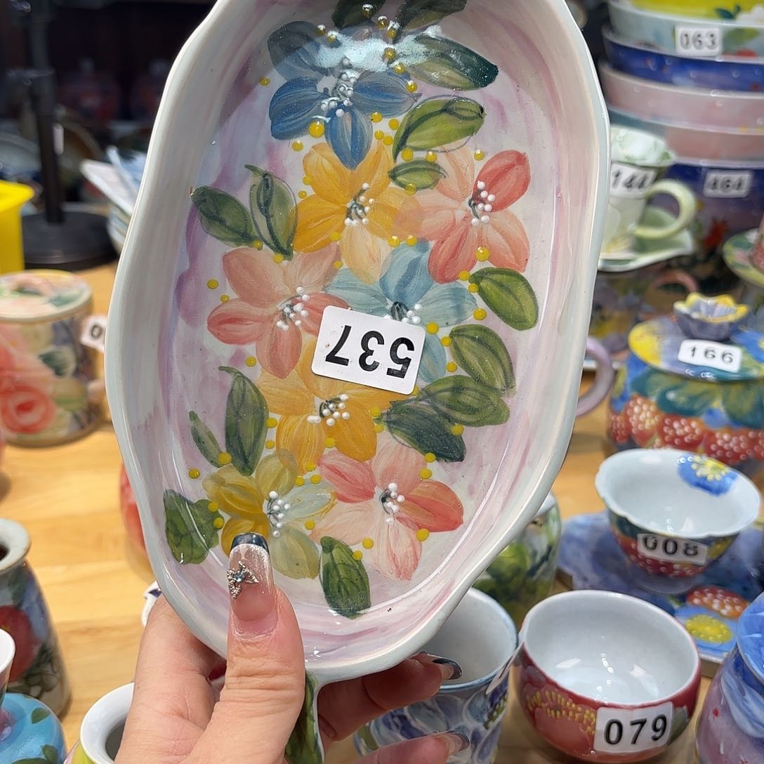 瓷片我不在这里吃饭你吃好没我不去那