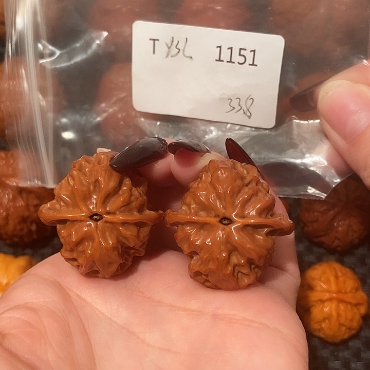 吊坠文玩核桃白蛇谷33