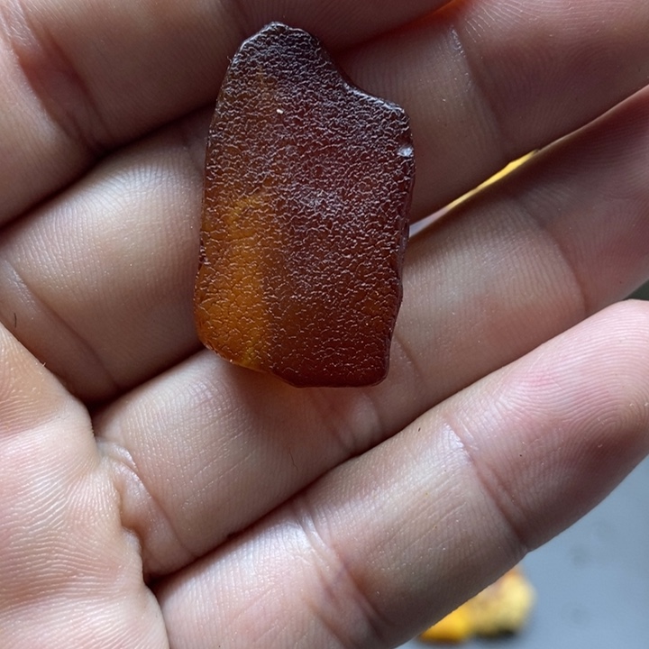 定制琥珀蜜蜡原石定制