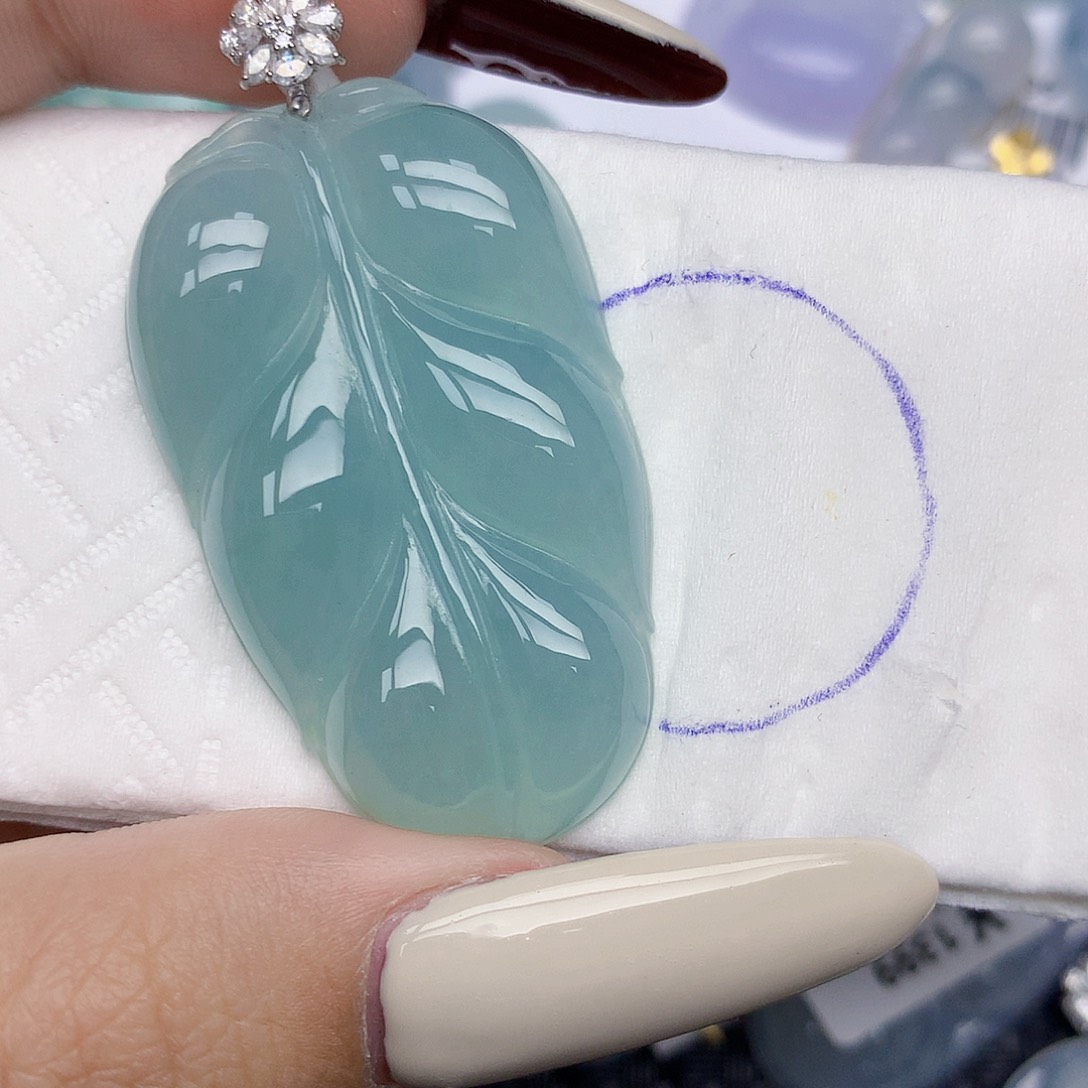 翡翠18K金镶嵌颈饰天然缅甸翡翠a货百元以上9元证书费自理