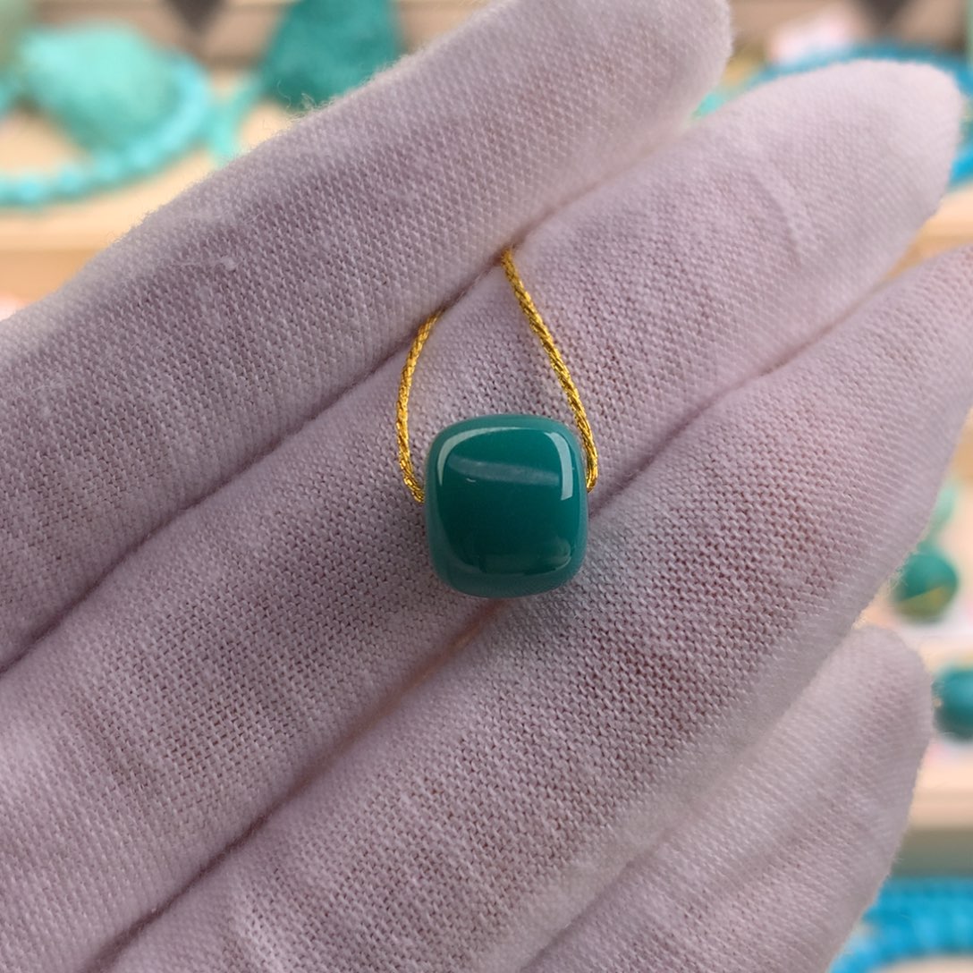 绿松石珠宝奇石未镶嵌10.6×9.2