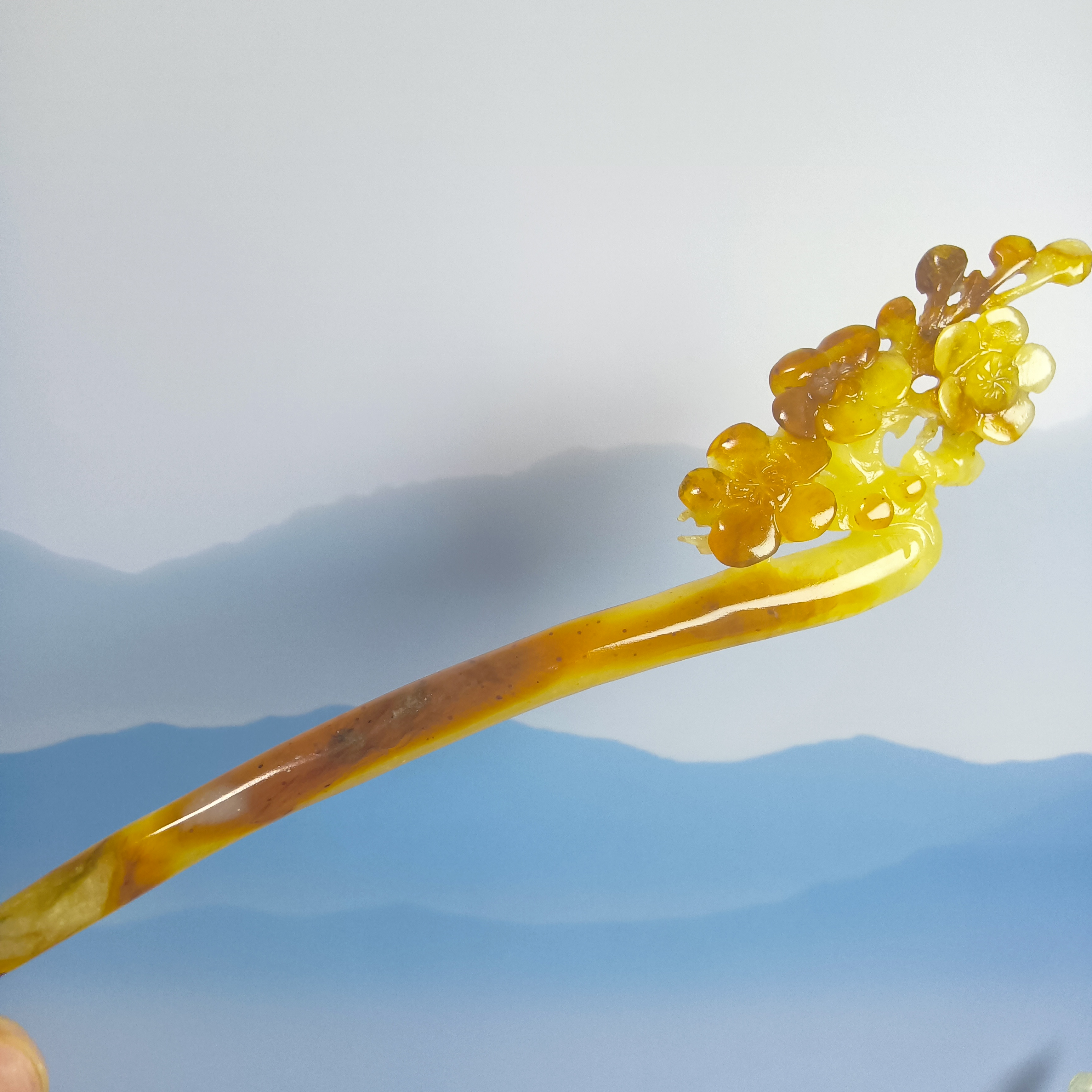 岫玉古风发簪，俏色梅花