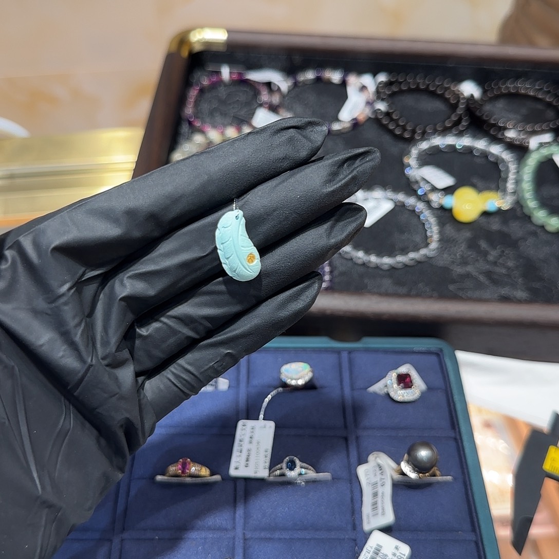 绿松石未镶嵌吊坠(不含链)羽毛