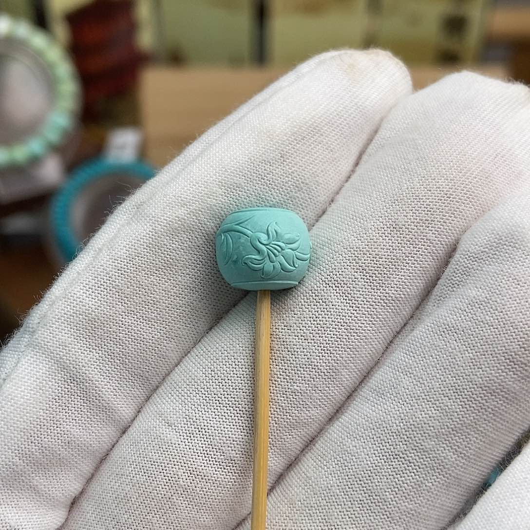 绿松石雕刻未镶嵌