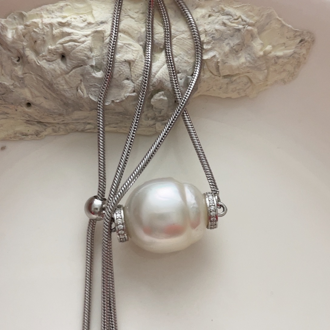 小****银S925镶嵌海水珍珠颈饰