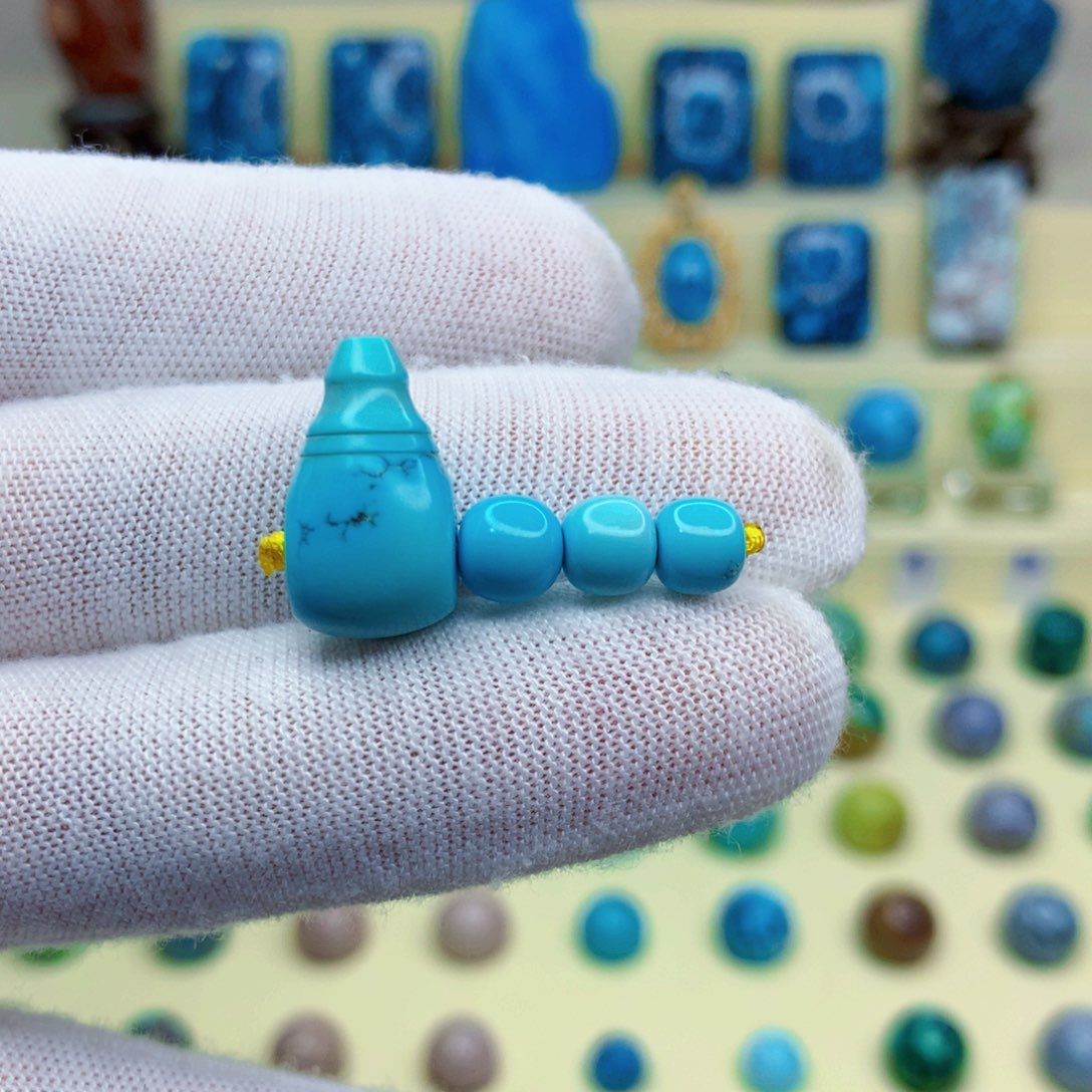 绿松石绿松石未镶嵌