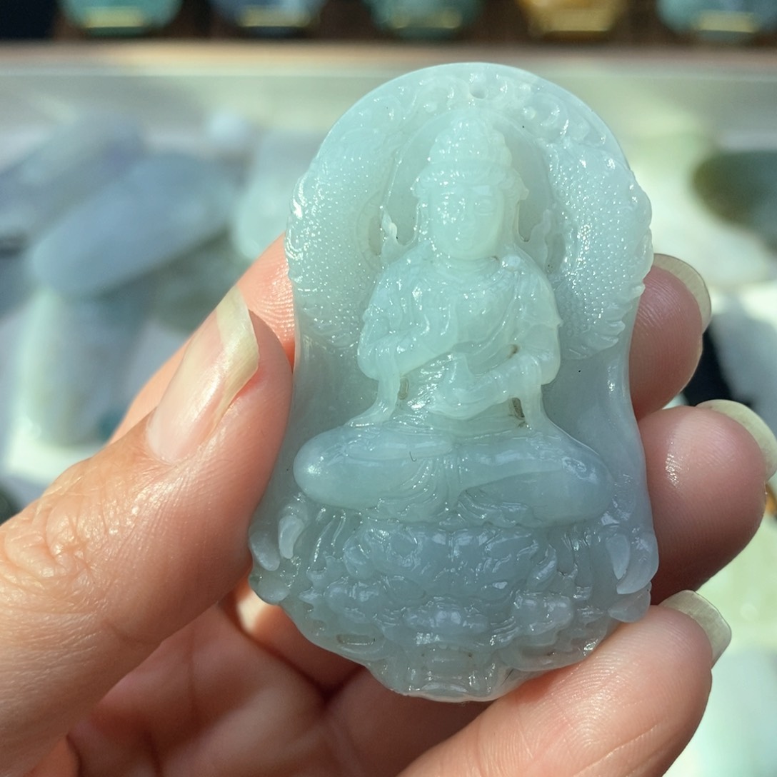 定制翡翠未镶嵌玉龙观音