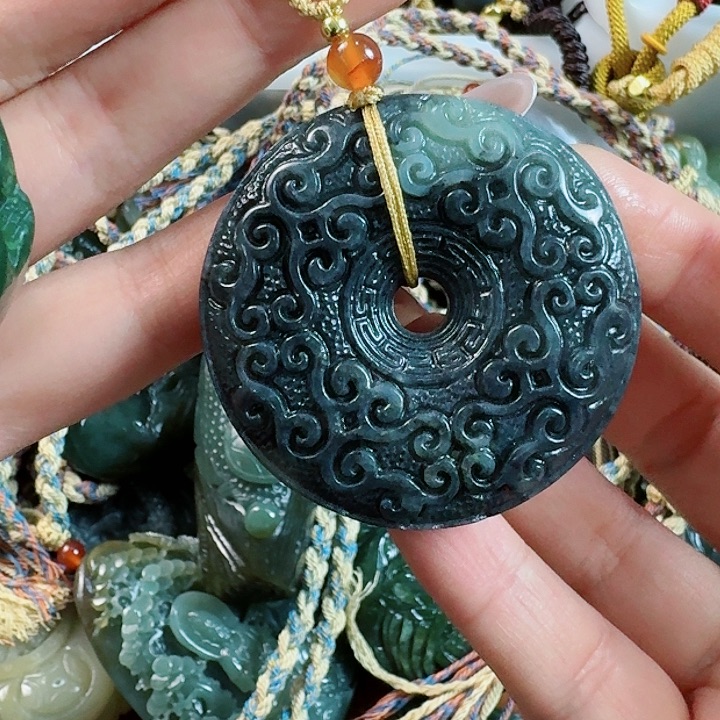 和田玉挂件未镶嵌