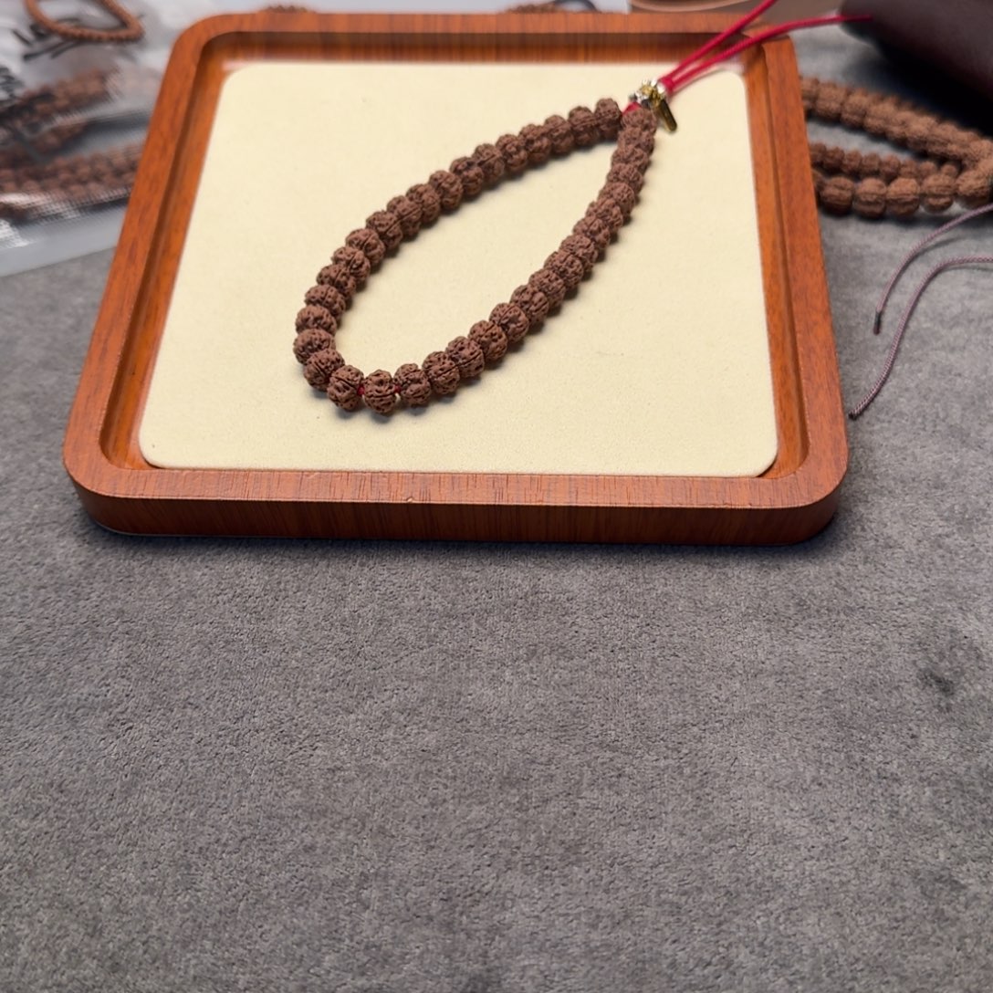 ****解吊坠金刚菩提平头梅花