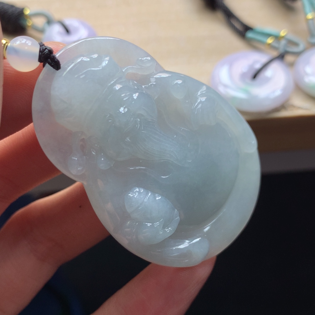 颈饰未镶嵌翡翠吊坠