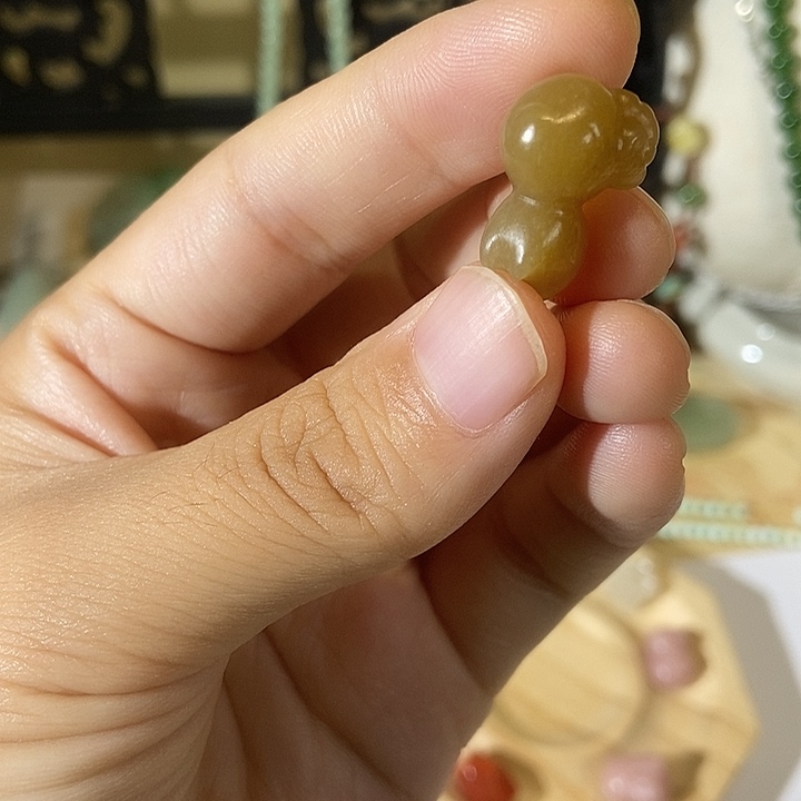 手链未镶嵌和田玉（糖玉）这个