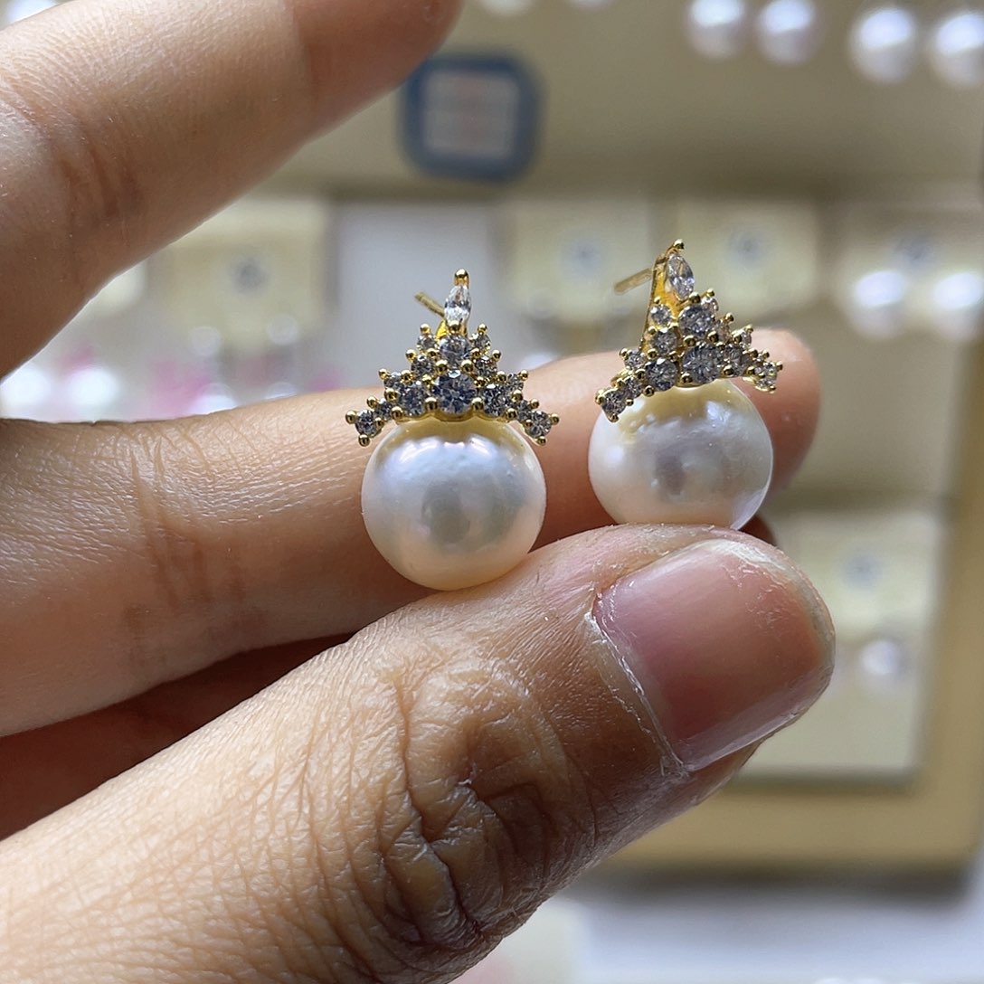 银S925镶嵌淡水珍珠耳饰