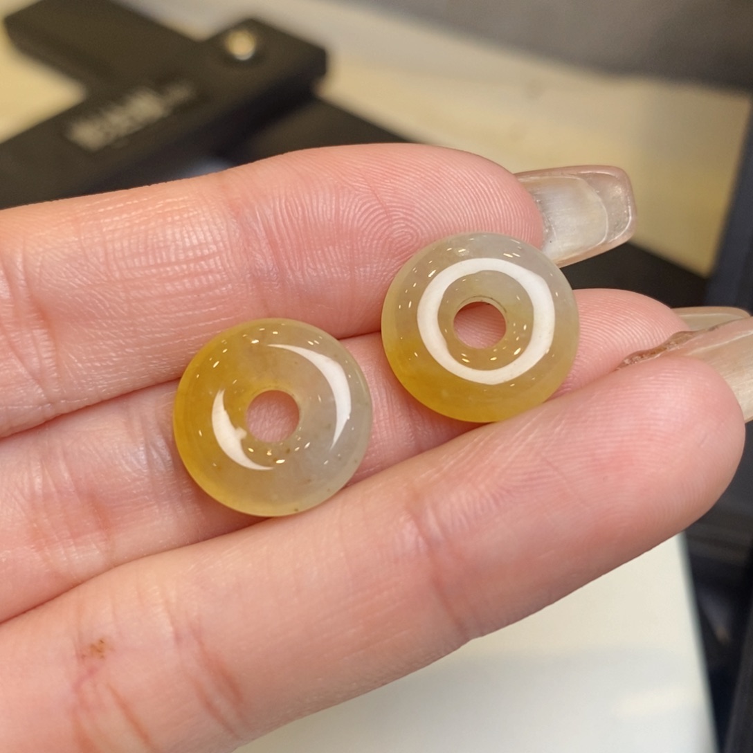 翡翠耳饰未镶嵌冰黄翡甜甜圈