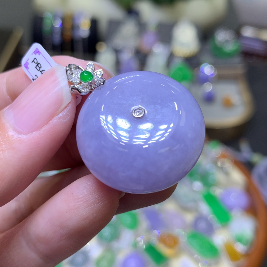 翡翠颈饰18K金镶嵌翡翠吊坠项链