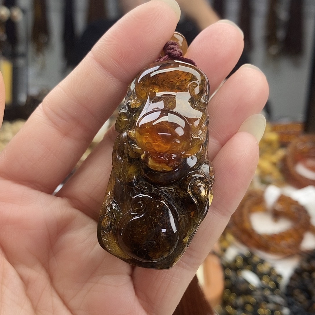 黄***地琥珀未镶嵌裸石琥珀