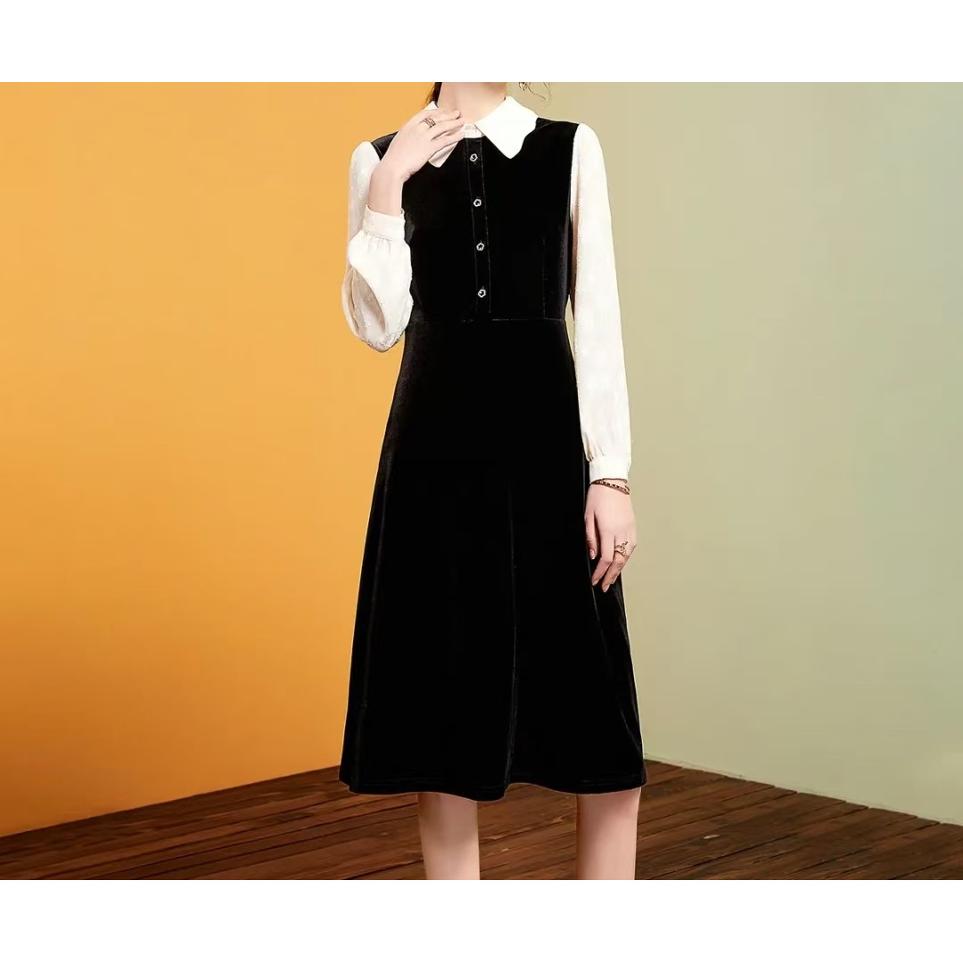 法式黑色连帽连衣裙女2025春秋新款设计感收腰显瘦拼接A字长裙女