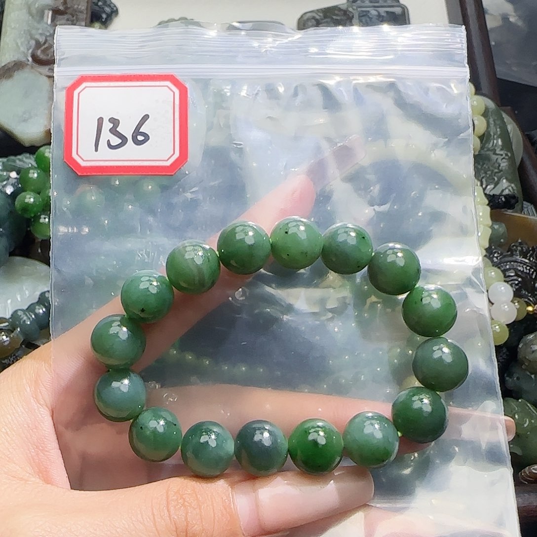 用***2和田玉未镶嵌珠宝半成品