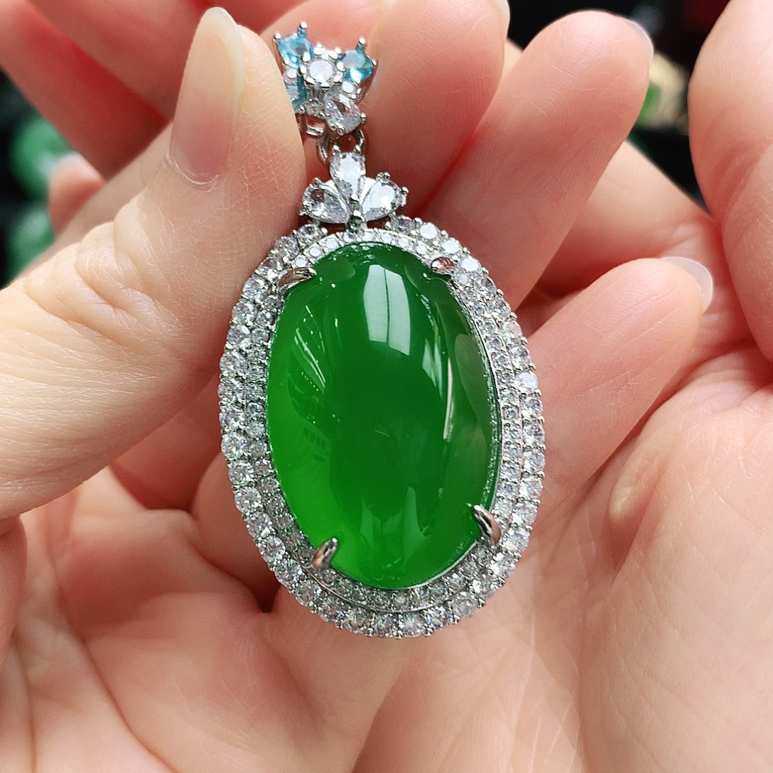 玛瑙/玉髓吊坠未镶嵌