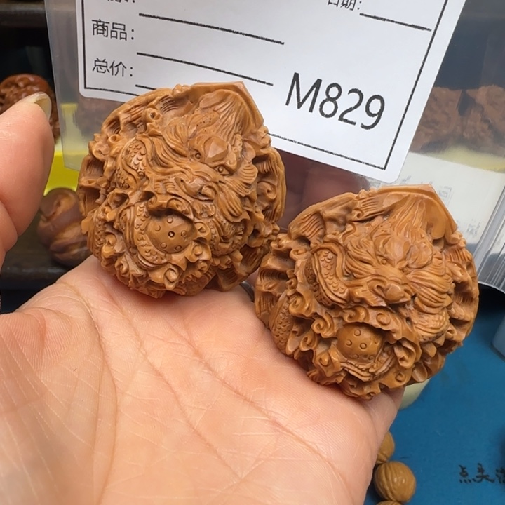 文玩核桃把件哑*龙凤呈祥