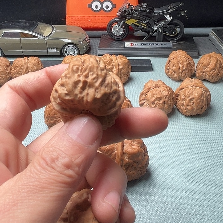 把件桃核38元蛤莫头