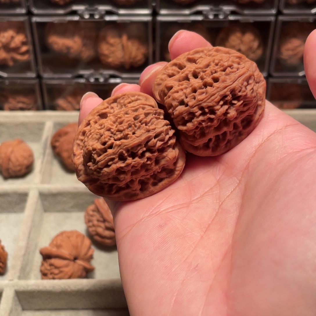 科***华把件文玩核桃南疆石41