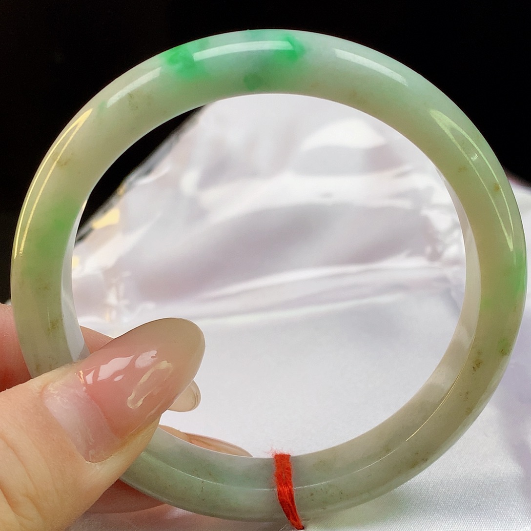 翡翠手镯未镶嵌天然翡翠1165