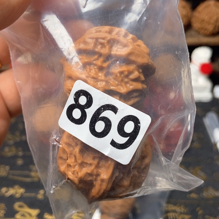 文玩核桃吊坠曹大龙