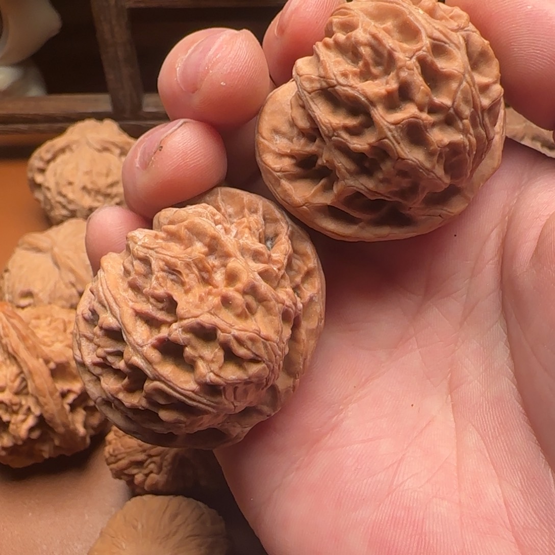 吊坠猴头核桃宫灯