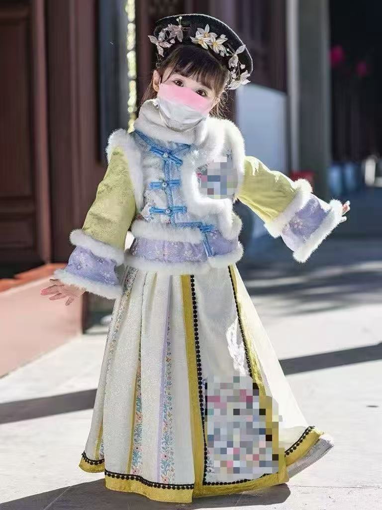 {小化蝶}女童国风唐装冬2025新款儿童加绒加厚拜年格格服唐装民族