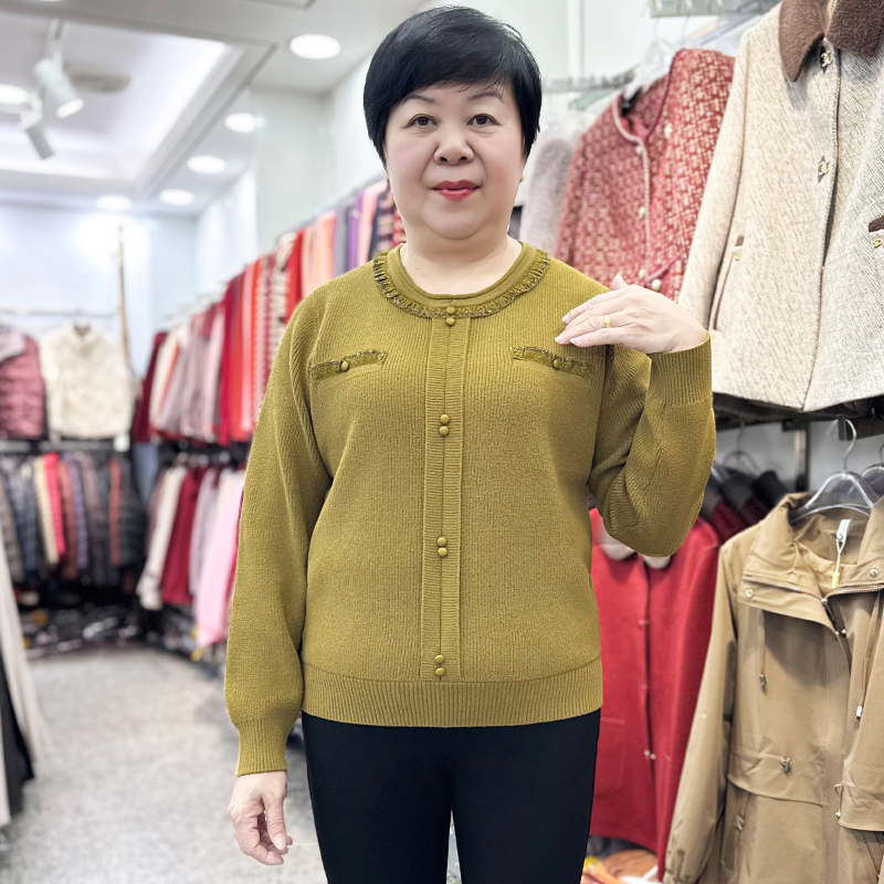 洋气妈妈装冬季小香风绒衫针织打底衫喜婆婆中老年加厚圆领毛衣女