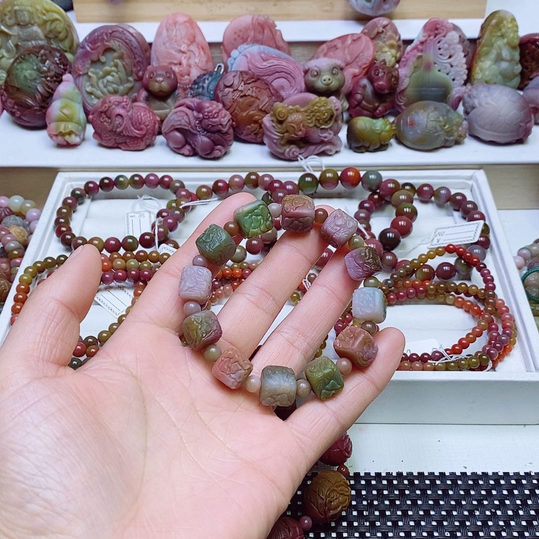 玛瑙/玉髓盐源玛瑙未镶嵌