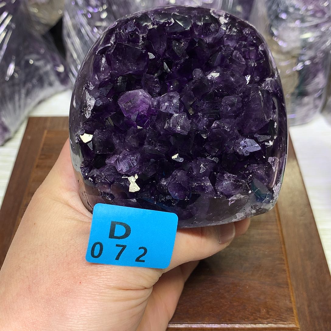 紫晶大型摆件（非配饰）未镶嵌